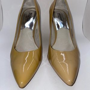 Michael Kors Leather Pumps (3 1/2 inch heel) 9.5M